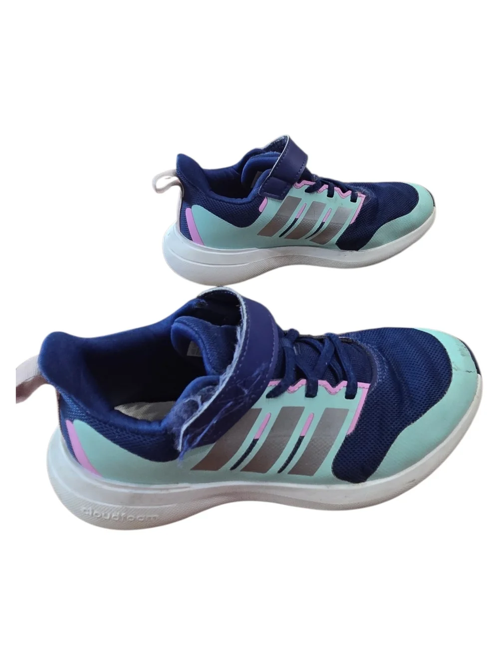 adidas 💙 lightweight